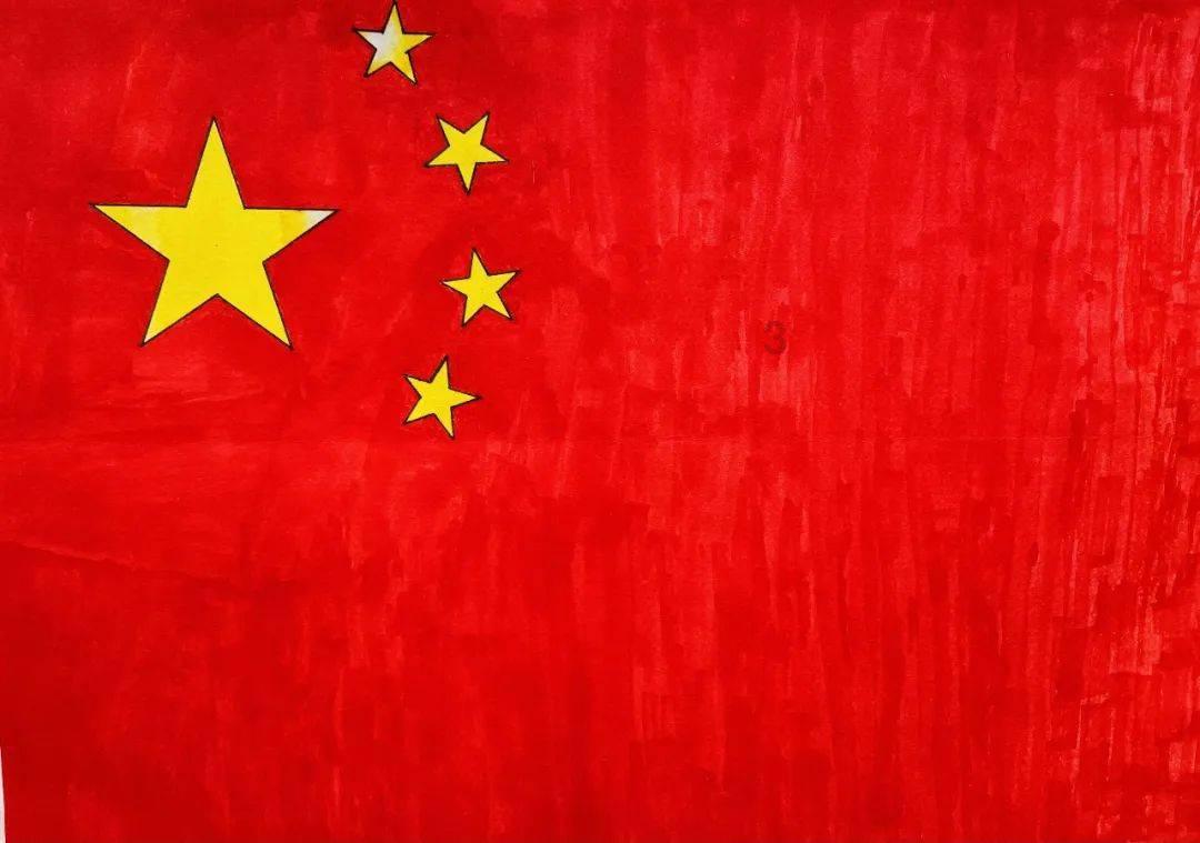 西宁一女子在火锅店就餐，老鼠在头顶摇摇欲坠，门店：顺着电线跑来的，每周有消杀